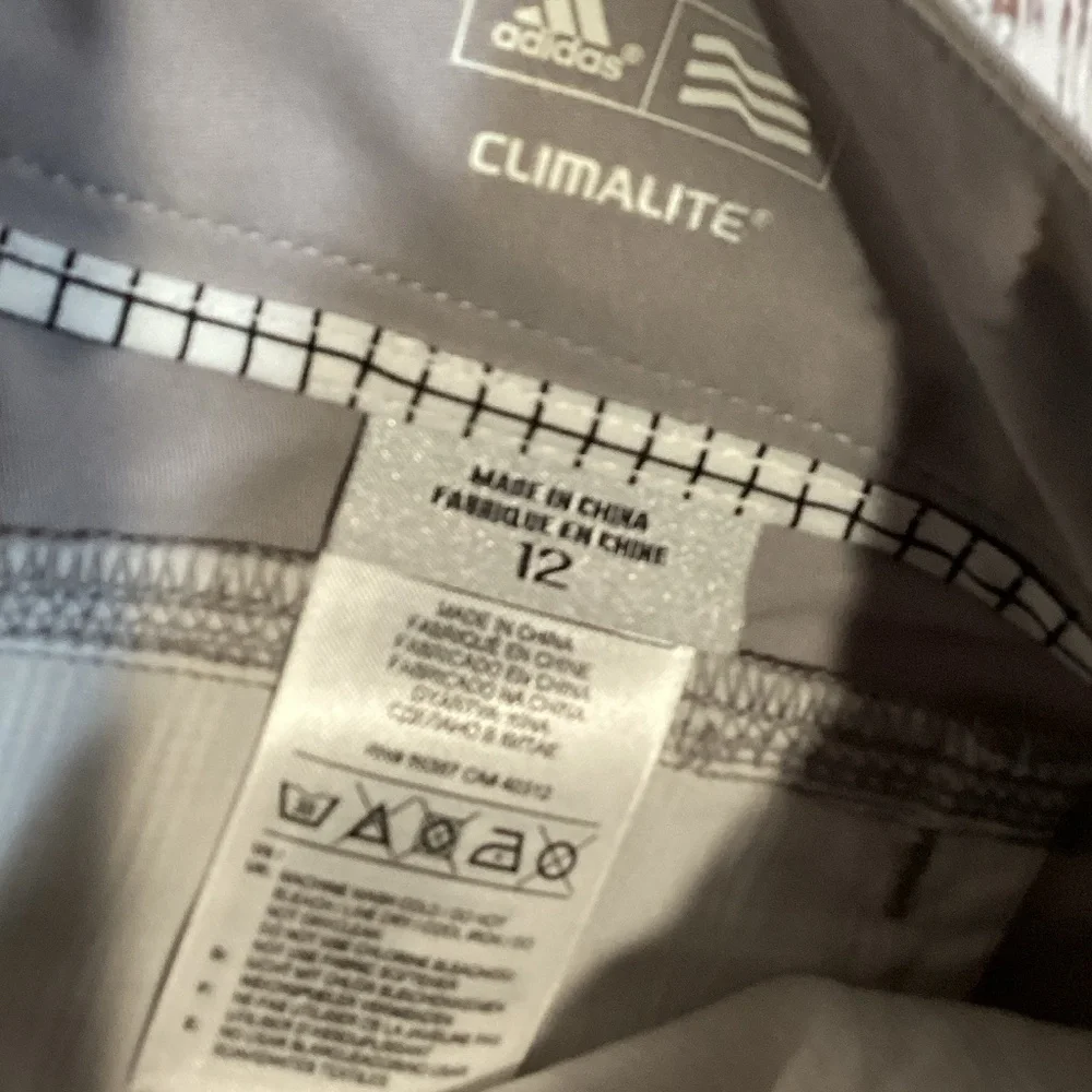 707. Adidas ClimaLite Gray Golf Shorts Size 12 NWOT